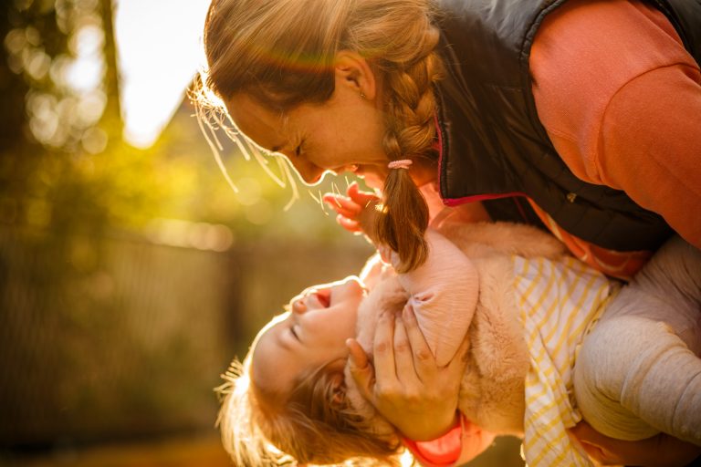 Marzo: seguros que combinan protección y ahorro permiten planificar metas y costear gastos